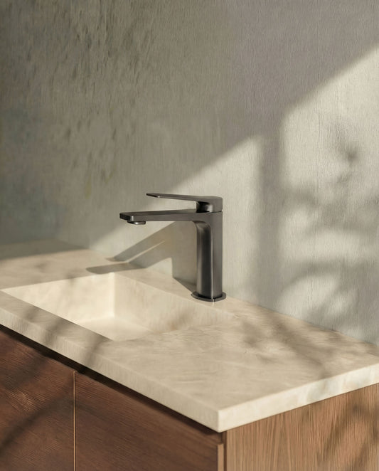 Iskan schwarz metallic